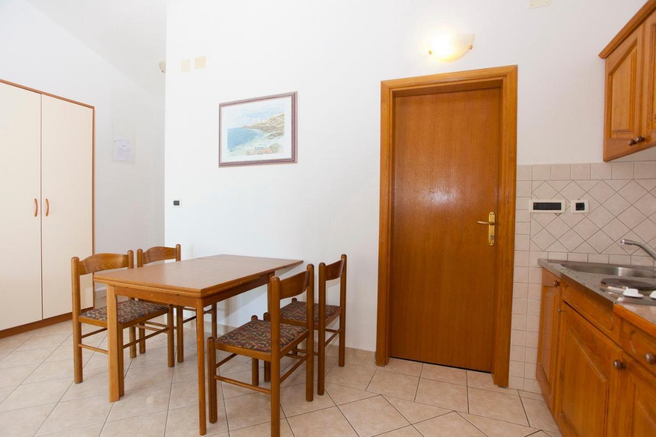 Apartments Marinko Promajna Exterior photo